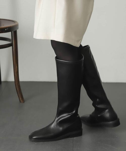 SENSE OF PLACE by URBAN RESEARCH（センスオブプレイスバイアーバンリサーチ）の「スクエアトウセンターシームロングブーツ（ブーツ・レディース・ブラック/アイボリー/ブラウン・SMALL/MEDIUM/LARGE）」の5枚目の写真