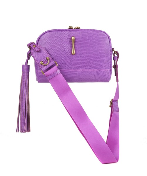 TOFF&LOADSTONE(トフアンドロードストーン)の「【レヴュー リザード with テープショルダーストラップ】 ショルダーバッグ(ショルダーバッグ・レディース・ブラック/ライトベージュ/グレー系その他/グレー系その他2/パープル/ライトイエロー/ピンク系/ブルー系/ライトグレー・FREE)」の7枚目の写真