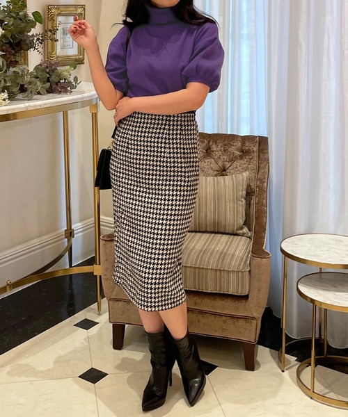 Julia Boutique（ジュリアブティック）の「バルーンスリーブタートルネックニットトップス/22504（ニット/セーター・レディース・パープル/グレイッシュベージュ/サックスブルー/ホワイト/ブラック/ピンク/コーラル・ONE）」の18枚目の写真