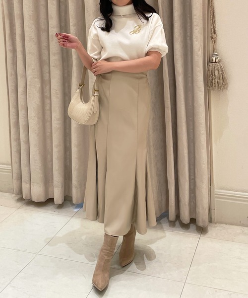 Julia Boutique（ジュリアブティック）の「バルーンスリーブタートルネックニットトップス/22504（ニット/セーター・レディース・パープル/グレイッシュベージュ/サックスブルー/ホワイト/ブラック/ピンク/コーラル・ONE）」の8枚目の写真