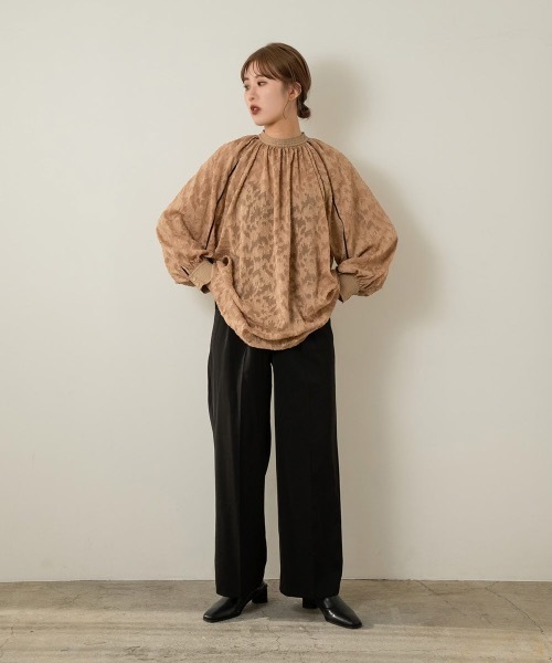 Amiur（エミレ）の「velour tape jacquard blouse（シャツ/ブラウス・レディース・アイボリー/ベージュ/ブラック・FREE）」の10枚目の写真