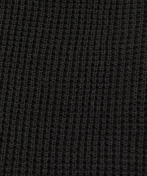 karrimor(カリマー)の「waffle neck warmer(ネックウォーマー/スヌード・メンズ・オリーブ/ブラック/マスタード/ブルー・ONESIZE)」の5枚目の写真