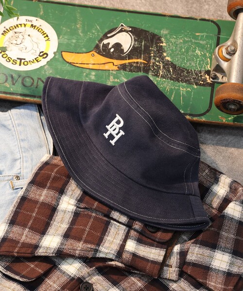 BEAMS HEART（ビームスハート）の「BEAMS HEART / ツイル ロゴ バケットハット（ハット・メンズ・ネイビー/ブラック/インディゴブルー・ONE SIZE）」の3枚目の写真