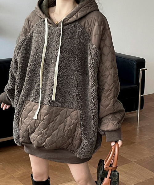 ボア切り替えキルティングパーカー