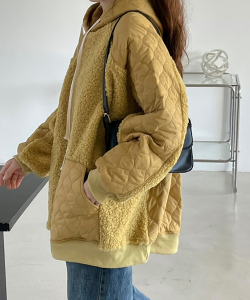 ボア切り替えキルティングパーカー