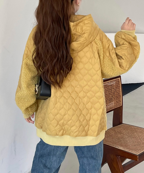 ボア切り替えキルティングパーカー