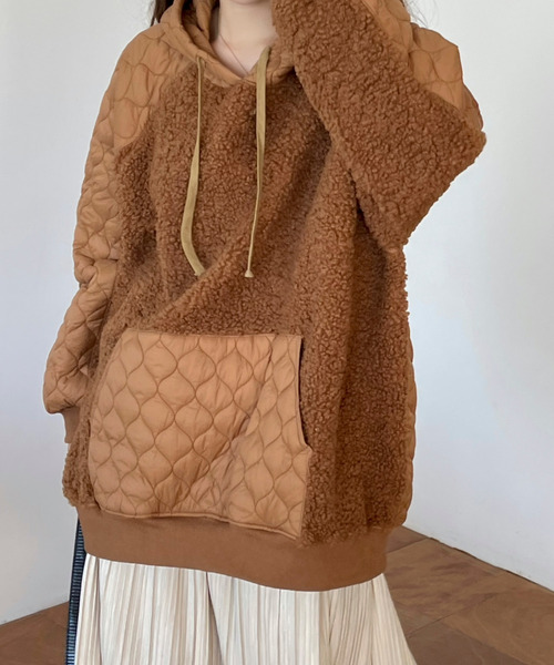 ボア切り替えキルティングパーカー