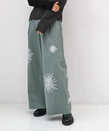 ポイントエンブロイダリーワイドパンツ
