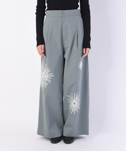 AKTE（アクテ）の「ポイントエンブロイダリーワイドパンツ（その他パンツ・レディース・グリーン/ブラック・1/2）」の22枚目の写真
