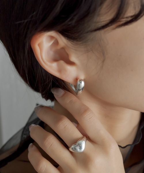 ANNIKA INEZ（アニカイネズ）の「【ANNIKA INEZ】HEART RING/ハートリング（リング・レディース・シルバー・13）」の5枚目の写真