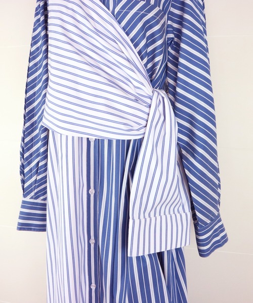AULA AILA(アウラアイラ)の「スリーブベルトストライプシャツワンピース(シャツワンピース・レディース・ブルー/パープル/ブラック・0)」の16枚目の写真