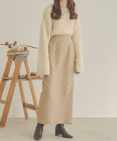 Ambre Neige(アンブルネージュ)の「花柄ジャガードIラインスカート/【WEB/EC限定商品】(スカート・レディース・ベージュ/アイボリー/ブラック・MEDIUM/SMALL)」の18枚目の写真