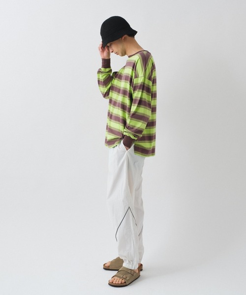 WHIMSIC（ウィムジック）の「【UNISEX】マルチボーダーロングスリーブTEE（Tシャツ/カットソー・メンズ・ホワイト/ブラウン/パープル/イエロー・FREE）」の13枚目の写真