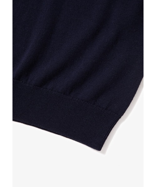 FRED PERRY(フレッドペリー)の「Classic V-Neck Tank(ベスト・メンズ・ブラック/ネイビー/ブラック系その他・L/M/S)」の20枚目の写真