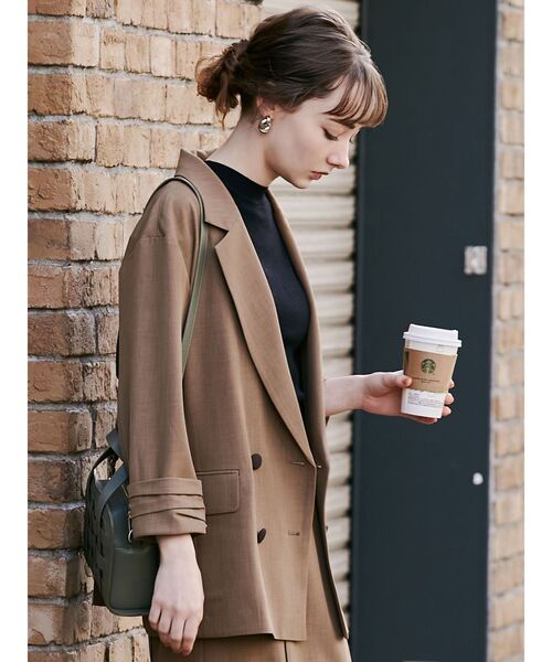 LAGUNAMOON(ラグナムーン)の「バイカラーボタンジャケット(テーラードジャケット・レディース・ベージュ/モカ・FREE)」の6枚目の写真