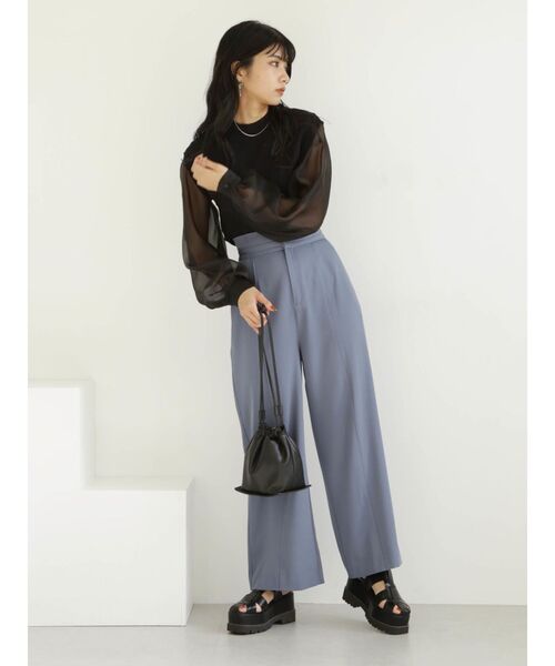 MURUA（ムルーア）の「シャイニースリーブドッキングニット（ニット/セーター・レディース・ブラック/グレー・FREE）」の7枚目の写真