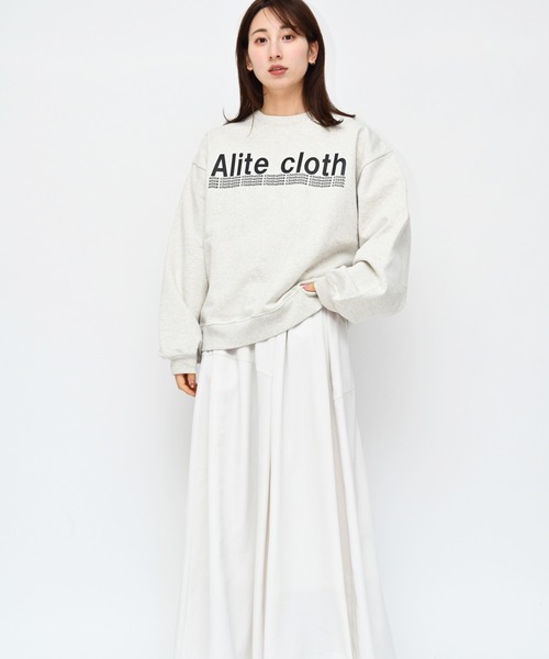 Alite cloth(アリーテクロス)の「ビッグサイズ メンズサイズ ALITECLOTHロゴプリントトレーナー(スウェット・レディース・ブラック/ネイビー/オートミール・M/L/XL/2XL)」の12枚目の写真