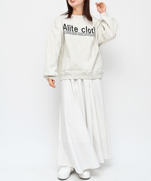 Alite cloth(アリーテクロス)の「ビッグサイズ メンズサイズ ALITECLOTHロゴプリントトレーナー(スウェット・レディース・ブラック/ネイビー/オートミール・M/L/XL/2XL)」の9枚目の写真