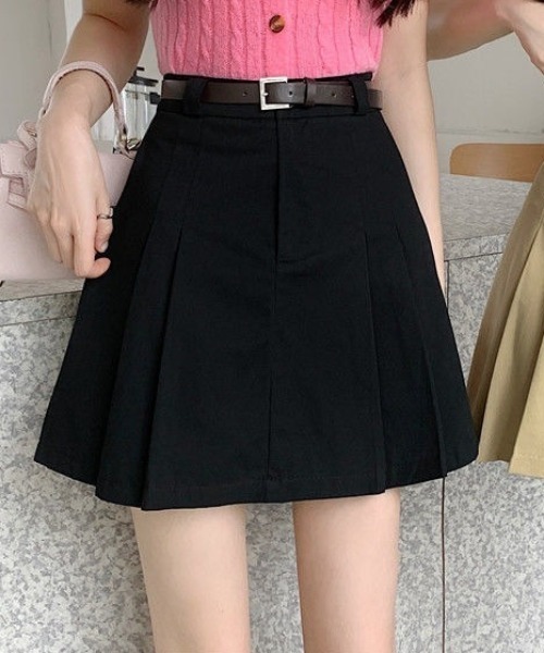 gossip!ロサンゼルス(ゴシップロサンゼルス)の「ベルト付きプリーツミニスカート(スカート・レディース・ベージュ/ブラック・M/S/L)」の14枚目の写真