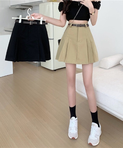 gossip!ロサンゼルス(ゴシップロサンゼルス)の「ベルト付きプリーツミニスカート(スカート・レディース・ベージュ/ブラック・M/S/L)」の12枚目の写真