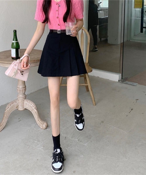 gossip!ロサンゼルス(ゴシップロサンゼルス)の「ベルト付きプリーツミニスカート(スカート・レディース・ベージュ/ブラック・M/S/L)」の17枚目の写真