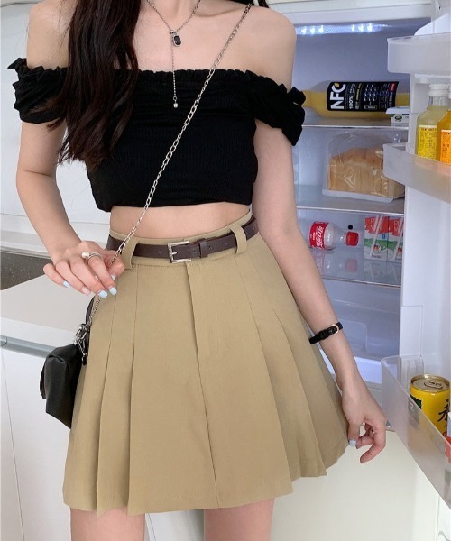 gossip!ロサンゼルス(ゴシップロサンゼルス)の「ベルト付きプリーツミニスカート(スカート・レディース・ベージュ/ブラック・M/S/L)」の19枚目の写真
