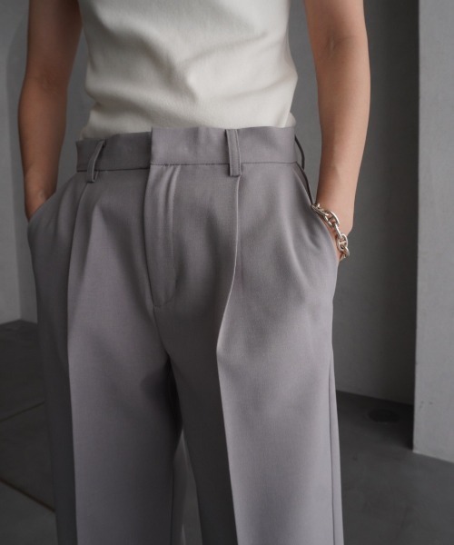 CEL ANSWER（シーイーエルアンサー）の「ベーシックストレートタックパンツ（スラックス・レディース・ライトグレー/ブラック/ネイビー・FREE/SMALL）」の15枚目の写真