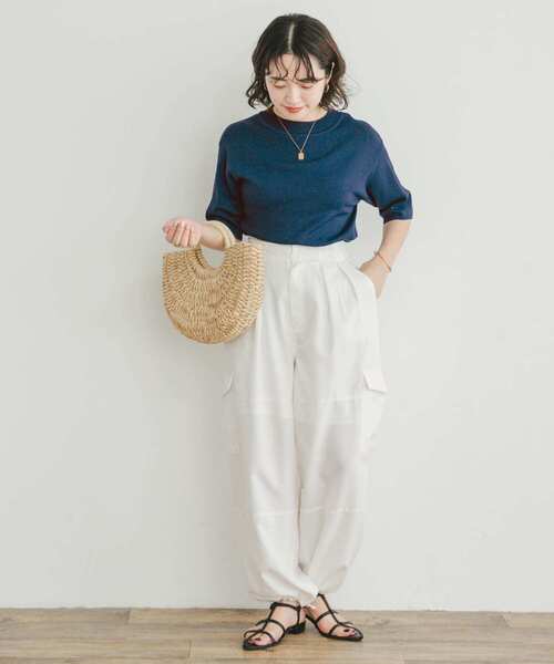 ITEMS URBANRESEARCH（アイテムズ アーバンリサーチ）の「ソウバリハンソデニット（ニット/セーター・レディース・モカ/オフホワイト/ブラック/ブルー・FREE）」の7枚目の写真