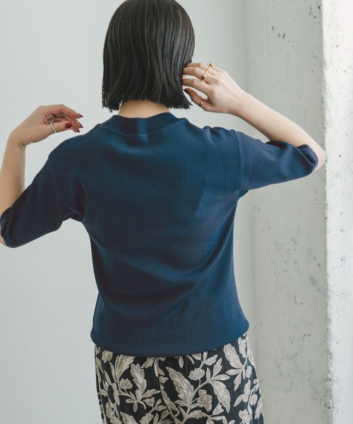 ITEMS URBANRESEARCH（アイテムズ アーバンリサーチ）の「ソウバリハンソデニット（ニット/セーター・レディース・モカ/オフホワイト/ブラック/ブルー・FREE）」の12枚目の写真