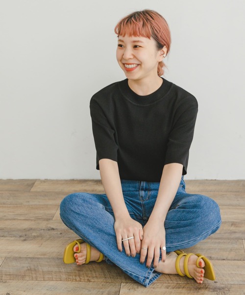 ITEMS URBANRESEARCH（アイテムズ アーバンリサーチ）の「ソウバリハンソデニット（ニット/セーター・レディース・モカ/オフホワイト/ブラック/ブルー・FREE）」の17枚目の写真