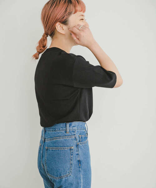 ITEMS URBANRESEARCH（アイテムズ アーバンリサーチ）の「ソウバリハンソデニット（ニット/セーター・レディース・モカ/オフホワイト/ブラック/ブルー・FREE）」の18枚目の写真