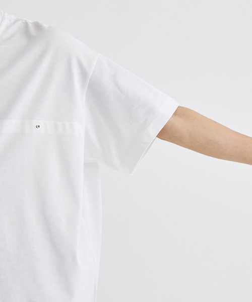 ALMOSTBLACK(オールモストブラック)の「【ALMOSTBLACK/オールモストブラック】BASIC TEE(Tシャツ/カットソー・メンズ・ホワイト/ブラック・1/2)」の5枚目の写真