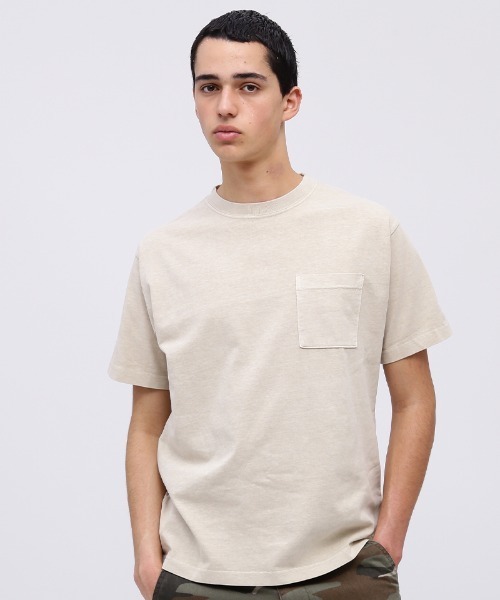 AVIREX(アヴィレックス)の「《DAILY/デイリー》FADE WASH POCKET T-SHIRT / フェード ウォッシュ ポケット Tシャツ / AVIREX / アヴィレックス(Tシャツ/カットソー・メンズ・ピンク/チャコール/オレンジ/グレー系その他3/オリーブ系・L/M/XL/2XL)」の3枚目の写真