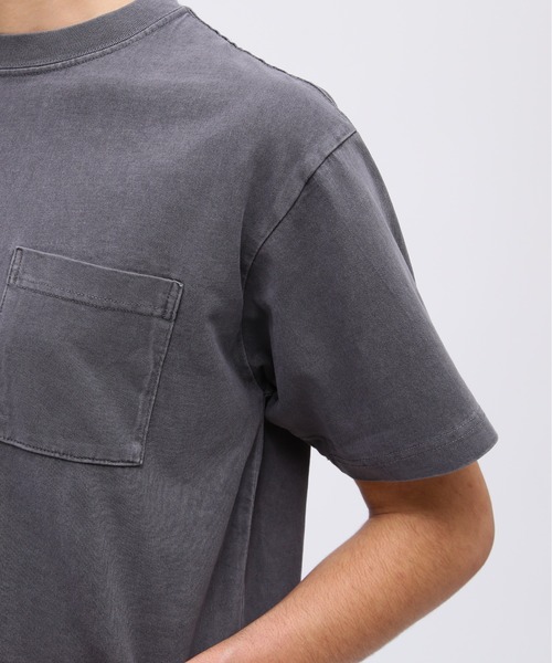 AVIREX(アヴィレックス)の「《DAILY/デイリー》FADE WASH POCKET T-SHIRT / フェード ウォッシュ ポケット Tシャツ / AVIREX / アヴィレックス(Tシャツ/カットソー・メンズ・ピンク/チャコール/オレンジ/グレー系その他3/オリーブ系・L/M/XL/2XL)」の8枚目の写真