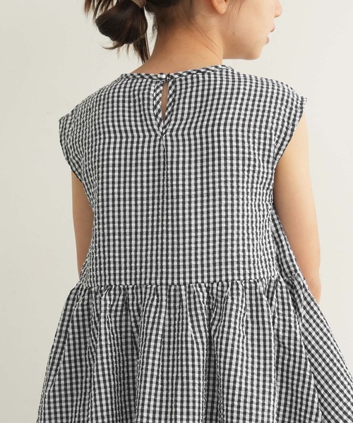 coca（coca）（コカ）の「キッズ　サッカーチェック裾フリルノースリーブトップス（シャツ/ブラウス・キッズ・グリーン/ブラック・110/120/130/140）」の5枚目の写真