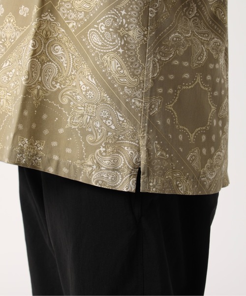 PAZZO（パッゾ）の「【PAZZO】バンダナ柄プリント オープンカラー ショートスリーブ シャツ（シャツ/ブラウス・メンズ・ベージュ/ブラック/グレー・3/1/2）」の8枚目の写真