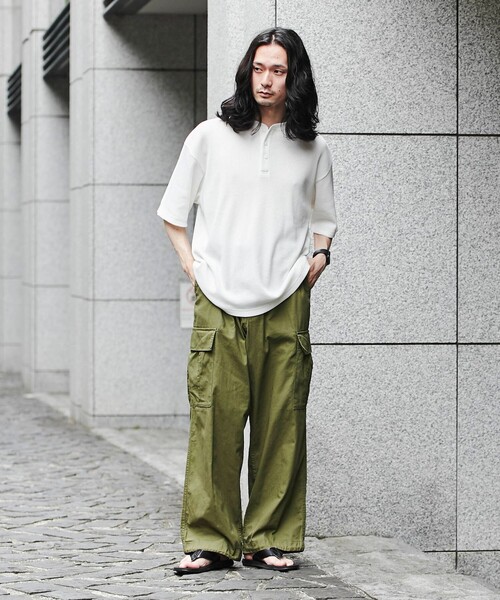 coen(コーエン)の「6ポケットルーズカーゴパンツ(カーゴパンツ・メンズ・オリーブ/ブラック・XL/L/M/S)」の4枚目の写真