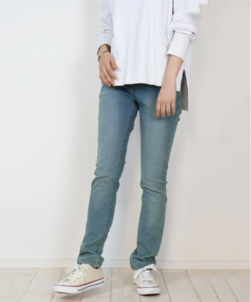atONE(アットワン)の「atONE オールラバースキニーデニムパンツ(デニムパンツ・レディース・ブルー/ネイビー/ワンウォッシュ・L/3L/4L/LL/M)」の19枚目の写真