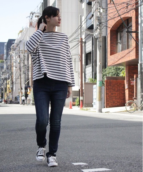 atONE(アットワン)の「atONE オールラバースキニーデニムパンツ(デニムパンツ・レディース・ブルー/ネイビー/ワンウォッシュ・L/3L/4L/LL/M)」の15枚目の写真