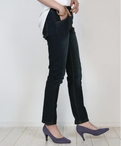 atONE(アットワン)の「atONE オールラバースキニーデニムパンツ(デニムパンツ・レディース・ブルー/ネイビー/ワンウォッシュ・L/3L/4L/LL/M)」の7枚目の写真