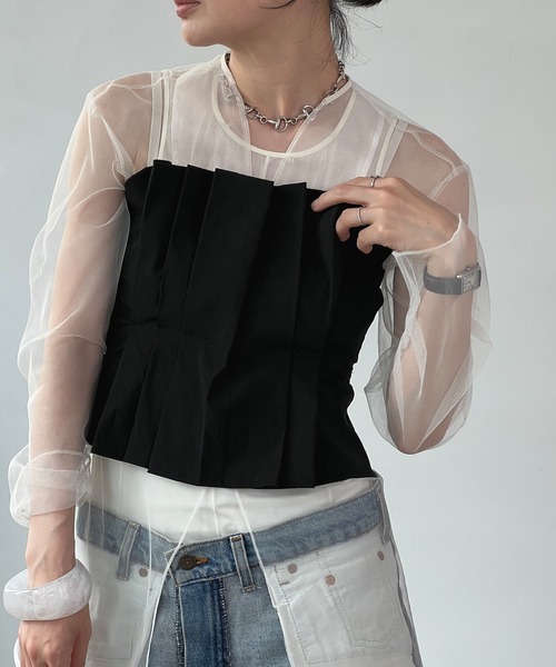 chuclla（チュクラ）の「プリーツ ストレッチ ベアトップ