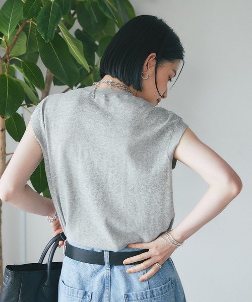 RIVE DROITE（リヴドロワ）の「コットンノースリーブニット（ニット/セーター・レディース・ダークブラウン/グレー・FREE）」の8枚目の写真