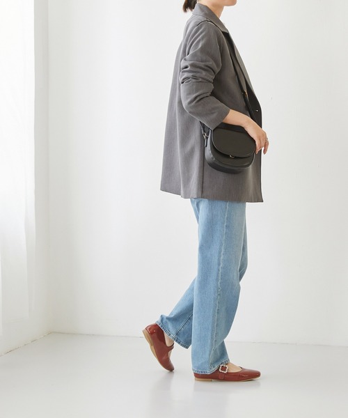 menue(メヌエ)の「オールウェザー 2Wayビジュー ストラップ メリージェーンパンプス(パンプス・レディース・ブラック/レッド/ベージュ系その他/ブラック系その他/イエロー・21.5cm/22.0cm/22.5cm/23.0cm/23.5cm/24.0cm/24.5cm/25.0cm/25.5cm/26.0cm/26.5cm)」の6枚目の写真