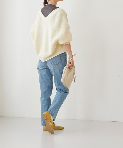 menue(メヌエ)の「オールウェザー 2Wayビジュー ストラップ メリージェーンパンプス(パンプス・レディース・ブラック/レッド/ベージュ系その他/ブラック系その他/イエロー・21.5cm/22.0cm/22.5cm/23.0cm/23.5cm/24.0cm/24.5cm/25.0cm/25.5cm/26.0cm/26.5cm)」の11枚目の写真