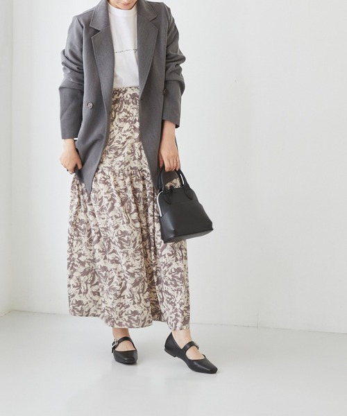 menue(メヌエ)の「オールウェザー 2Wayビジュー ストラップ メリージェーンパンプス(パンプス・レディース・ブラック/レッド/ベージュ系その他/ブラック系その他/イエロー・21.5cm/22.0cm/22.5cm/23.0cm/23.5cm/24.0cm/24.5cm/25.0cm/25.5cm/26.0cm/26.5cm)」の13枚目の写真