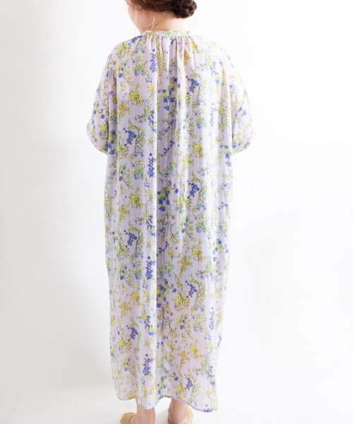 ALL ORDINARIES（オールオーディナリーズ）の「ボタニカル柄プリント スキッパーワンピース（ワンピース・レディース・ラベンダー・FREE）」の2枚目の写真