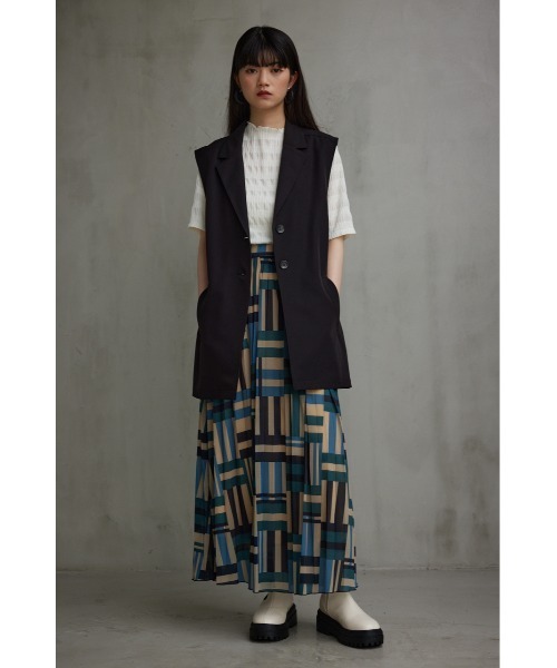 AZUL by moussy(アズールバイマウジー)の「ジオメトリック柄スカート(スカート・レディース・グリーン系その他/レッド系その他・FREE)」の5枚目の写真