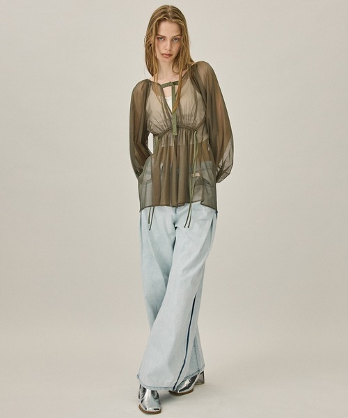 PUBLIC TOKYO（パブリックトウキョウ）の「チュールギャザーシアーブラウス（シャツ/ブラウス・レディース・カーキ/アイボリー・FREE）」の6枚目の写真