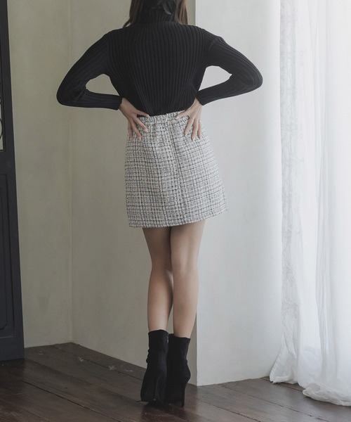 Julia Boutique（ジュリアブティック）の「クラシカルツイードミニスカート/23513（スカート・レディース・ブラック/ホワイト/ピンク・ONE）」の5枚目の写真