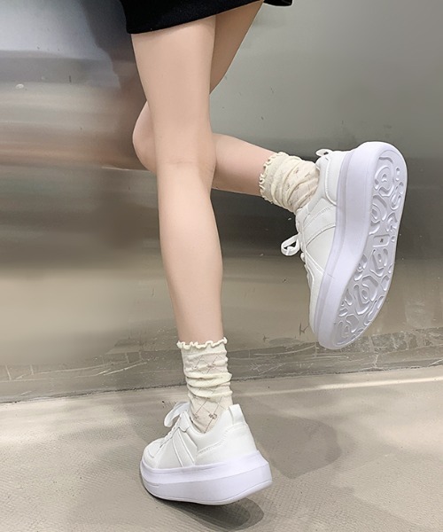 Shoes in Closet（シューズインクローゼット）の「超軽量 厚底 ジャーマントレーナータイプ  スニーカー 6883（スニーカー・レディース・ブラック/ホワイト/ホワイト系1・L/M/S/LL）」の10枚目の写真